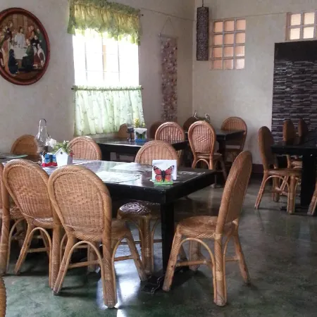 La Casa Roa Hostel