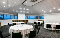 Mangrove Hotel Hotels in Minyirr