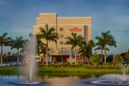 Hawthorn Extended Stay by Wyndham West Palm Beach