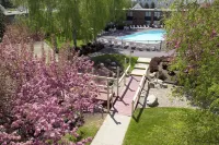 Fireside Inn & Suites Portland Hotels in Portland