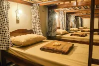 Rumah Larasati - Hostels