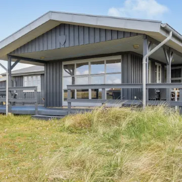 "Anetta" - 200m from the Sea