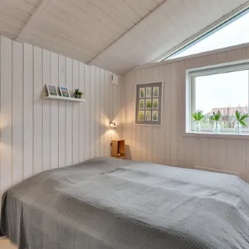 "Erza" - 500m from the Sea