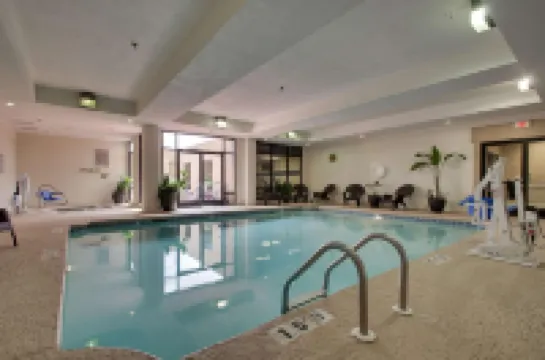 แฮมป์ตันอินน์ วอร์เนอร์ โรบินส์ โรงแรมในวอร์เนอร์ โรบินส์