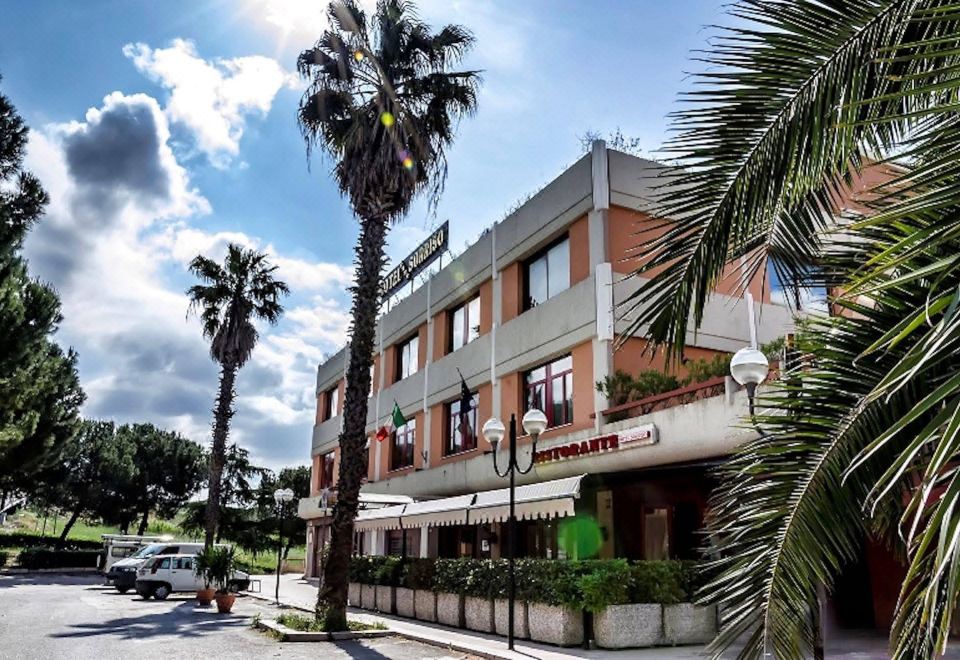 Hotel Sorriso - Housity
