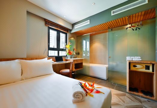 1. 라 오페라 사이..