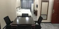 Huangmei Lvyin Business Hotel