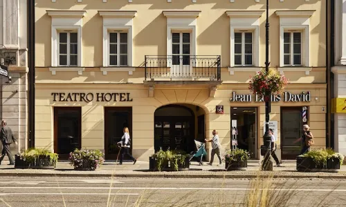 Hotel Teatro Boutique Old Town - Destigo Hotels