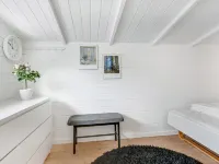 "Heinke" - 2km from the Sea