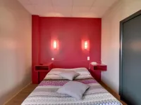 Logis Auberge des Vieux Chenes Hotels in Malemort