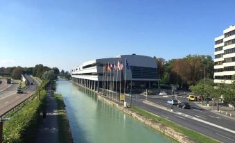 Hotel Cecyl Reims Centre