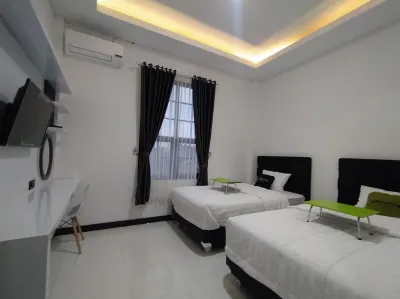 Urbanview Badran Residence Syariah Manahan Hotels in Purwosari