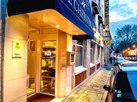 克里斯蒂娜飯店 Stade Alfred Depege附近的飯店