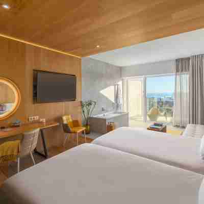 Higueron Hotel Malaga, Curio Collection by Hilton Rooms