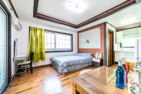 Taean (Anmyeondo) Geuttaegeu Pension Hotels near Gonam Shell Mound Museum