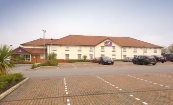 Premier Inn Oldham Central