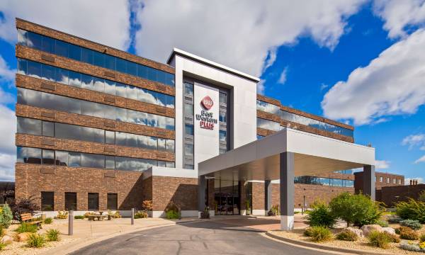 Best Western Plus Kelly Inn