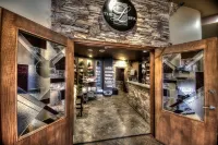 Podollan Inn & Spa - Grande Prairie - Bares