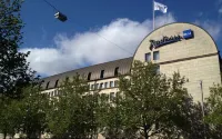 Radisson Blu Hotel, Bremen Hotels near Irgendwo