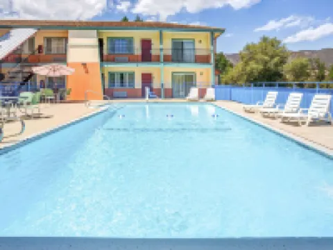 Super 8 by Wyndham Yreka Hoteles en Yreka