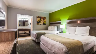 Best Western InnSuites Phoenix Hotel  Suites Hotels near Piestewa Peak