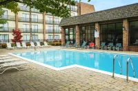 Rit Inn & Conference Center - Pools