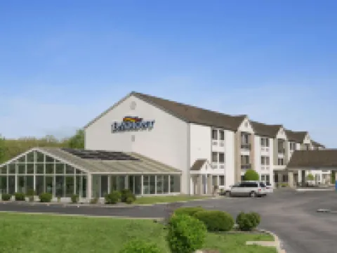 Baymont by Wyndham Sullivan Hotels in Sullivan