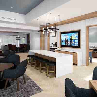 Staybridge Suites Winter Haven - Auburndale Dining/Meeting Rooms