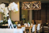 Cbh Rowton Hall Hotel and Spa - พร้อมอาหารเช้า