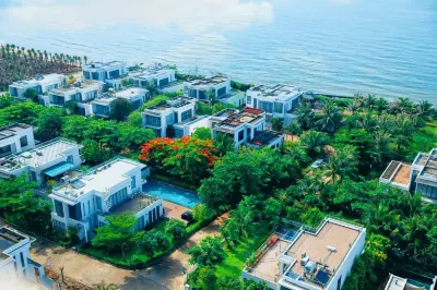 Aria Resort Vung Tau - Apartments and Villas with Private Beach - Perfect for Families Hotels in Ward 9