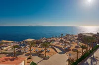 Dreams Beach Resort - Luxury