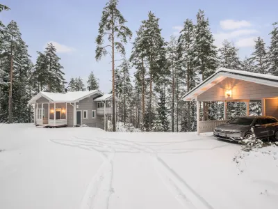 Kuuttivilla Hotels in Savonlinna