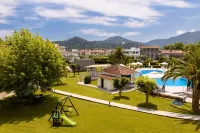Hotel Aethria - Pools