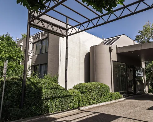 Melbourne Kew Central Apartments Official Hotels in Kew