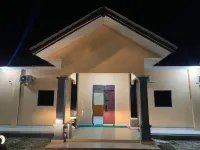 Pondok Indah Syariah near Suzuya Mall Langsa RedPartner Hotel dekat Simpang Tugu Langsa