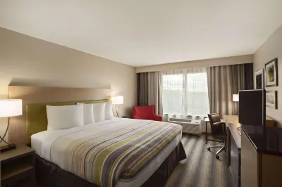 Country Inn & Suites by Radisson, Monterey Beachfront-Marina, CA Hotels near Marina State Beach