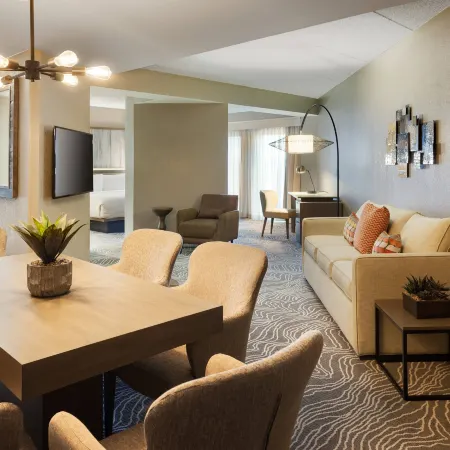Marriott Savannah Riverfront