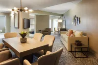 Marriott Savannah Riverfront Hotels in Savannah