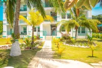 Best Western Grand Baymen Gardens Hotels in San Pedro
