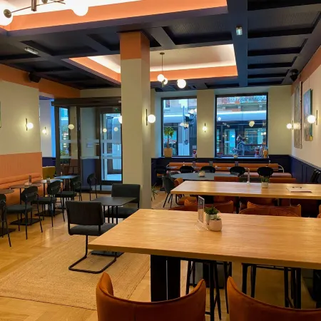 ClapClap Hôtel, Food & Bar