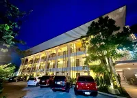 Latisha Resort