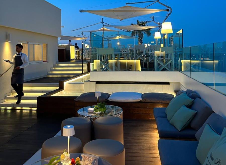 5. 호텔 룽고마레 ..