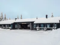 Rukan Lepolinna b Hotels near Magical Pond Igloos