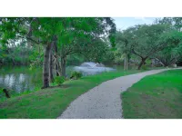 Premium Space in Santiago- 5 Min Away from Airport