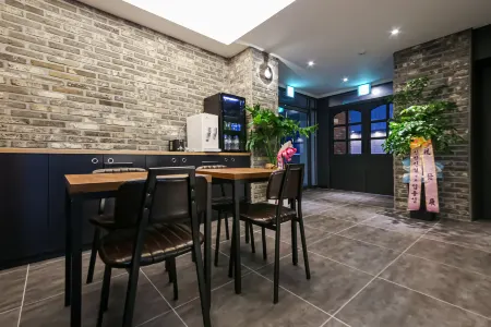 Jeonju Junghwasandong Hotel Star Отели в г. Чонджу