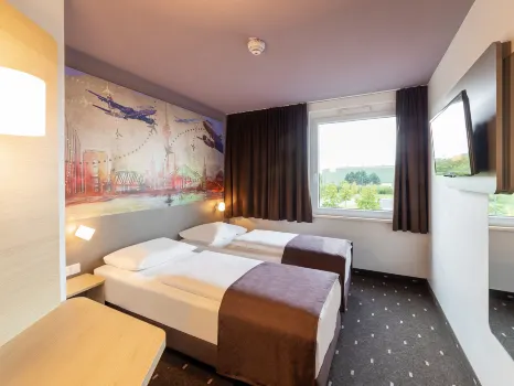 B&B Hotel Düsseldorf-Airport Hotels in der Nähe von von Bürgerbüro Rath