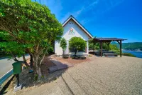 Tsubaki House Các khách sạn gần JR Awa-Tachibana station
