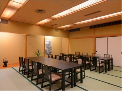 1. 호텔 비나리오 ..