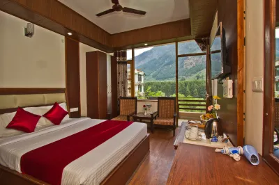 Manali Mountain Regency Hotels in Simsa Village
