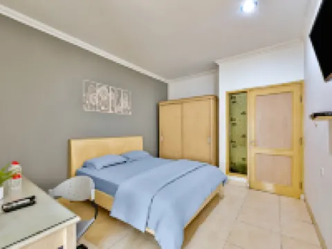Cinere Inn & Residence Hotels in Depok